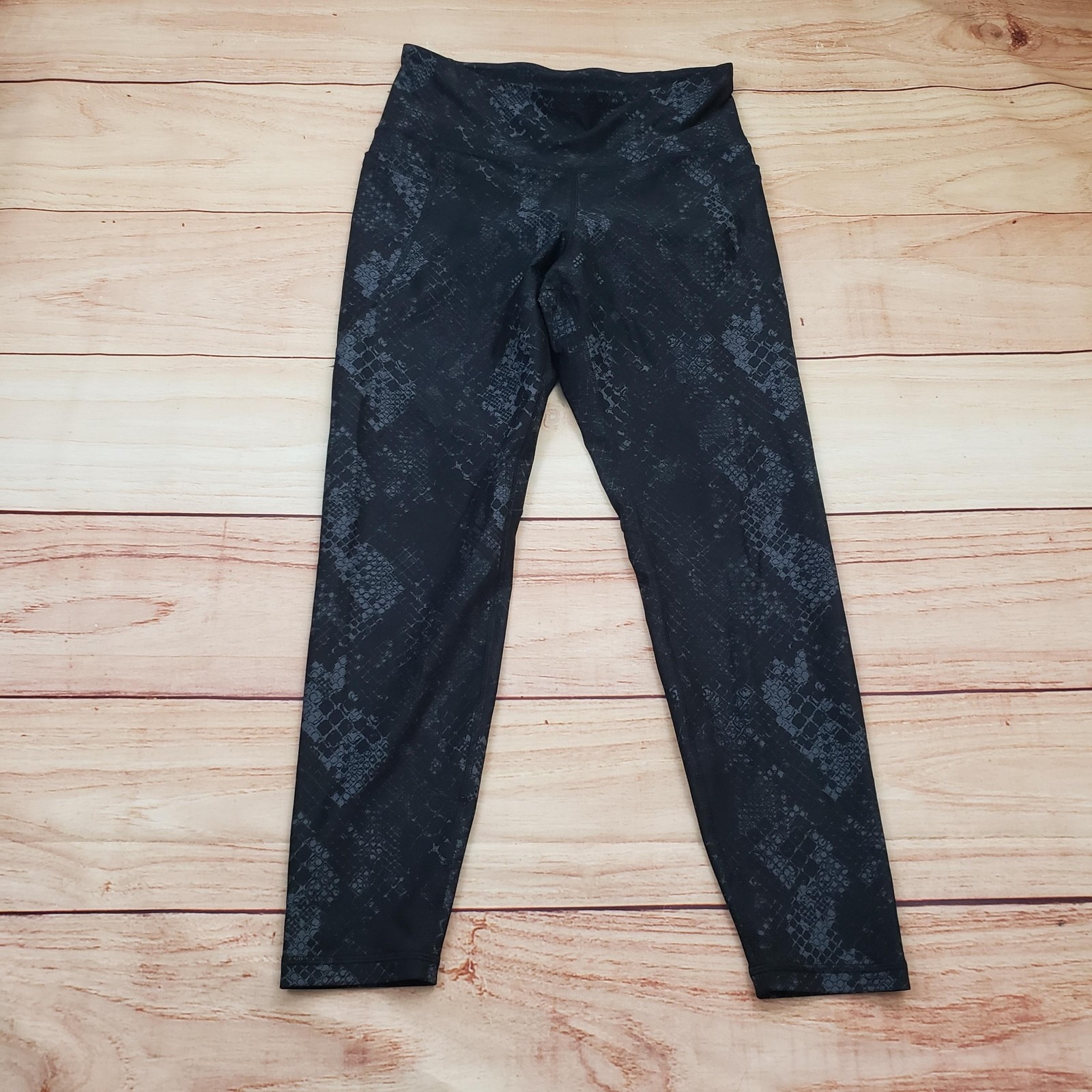 Old Navy Active Elevate Leggings Womens Large Black Go-Dry Snake Print Yoga